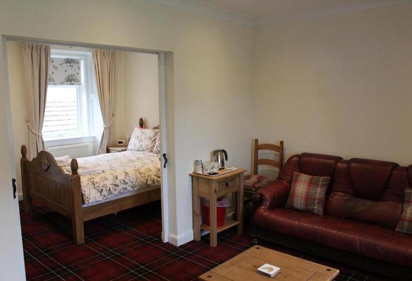 بنسيون Carrick Farm