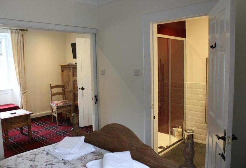 بنسيون Carrick Farm