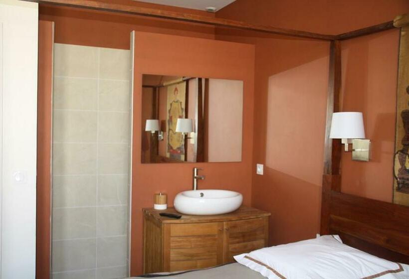 پانسیون Casaisabel