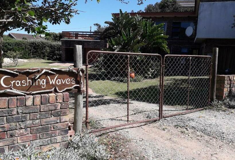 بنسيون Crashing Waves Self Catering Unit
