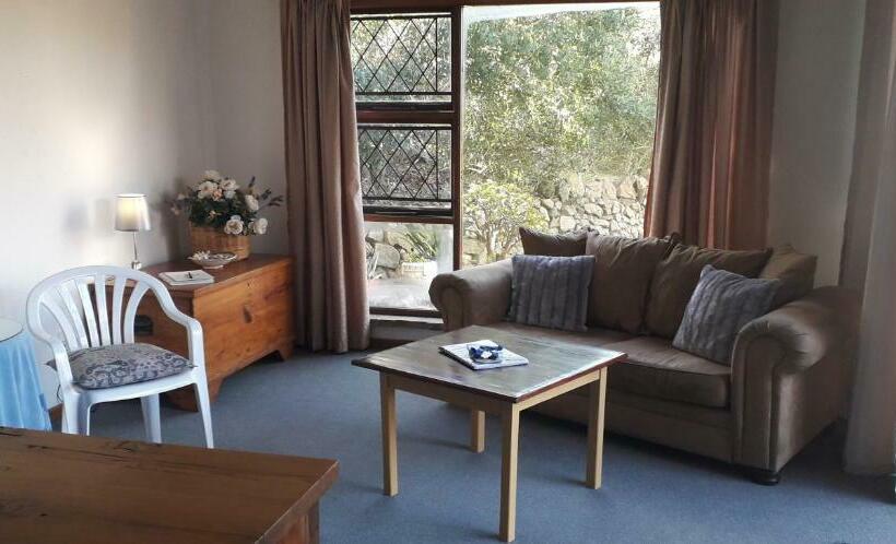 بنسيون Crashing Waves Self Catering Unit