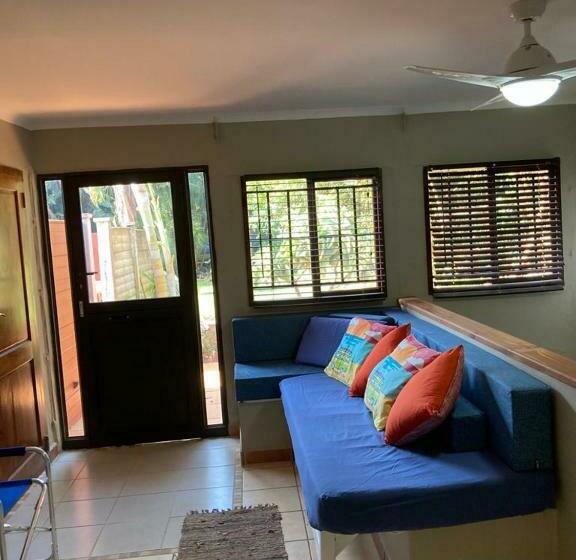 פנסיון Cycasia Lodge