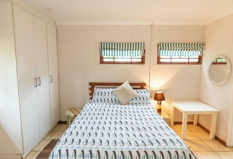 פנסיון Cycasia Lodge