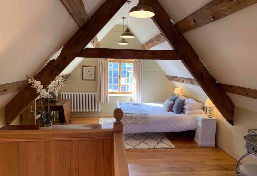 펜션 Demesne Farm Guesthouse