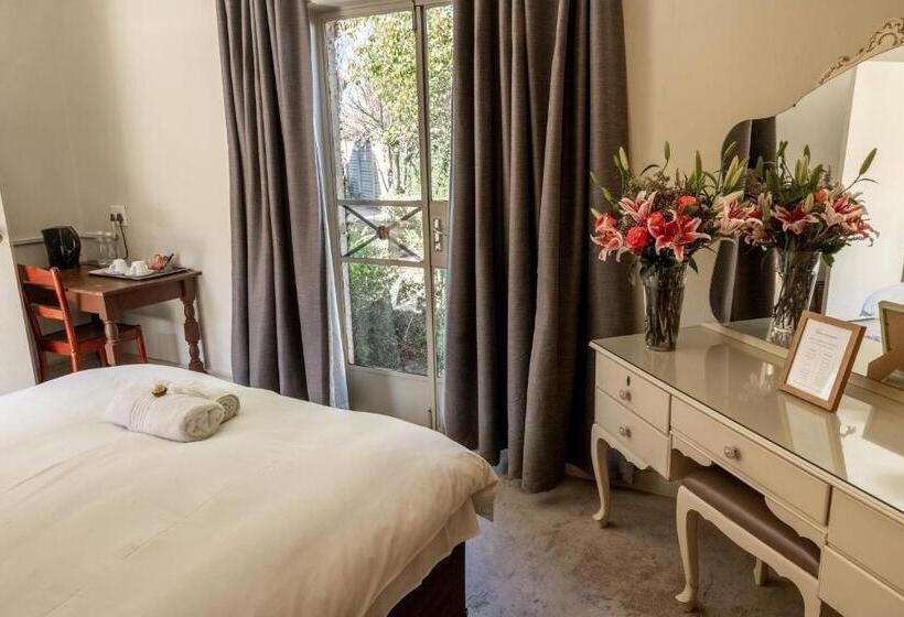 Пансион Hidden Grace