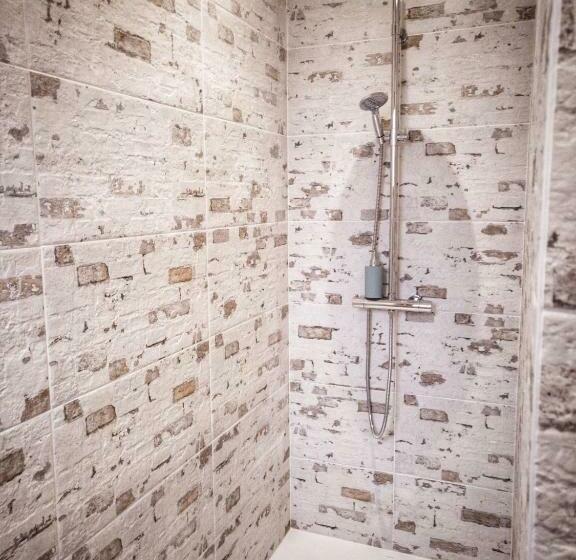 پانسیون L Essentiel