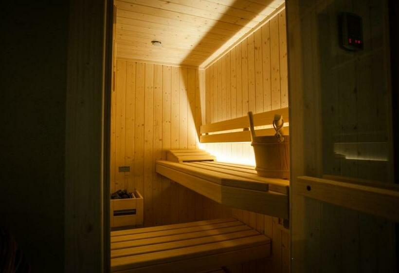 פנסיון Lous Escartoun