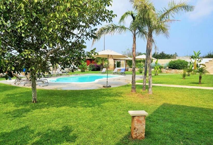 بنسيون Masseria Prontera With Pool