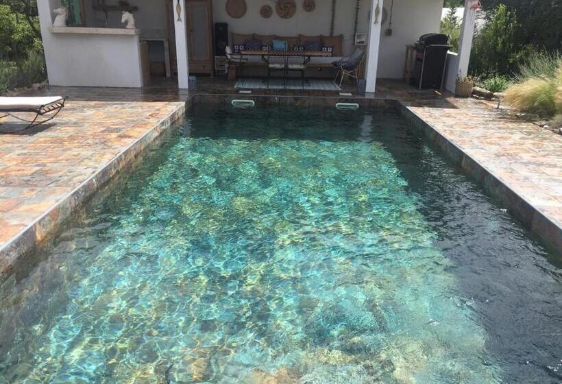 펜션 Mazet Provençal