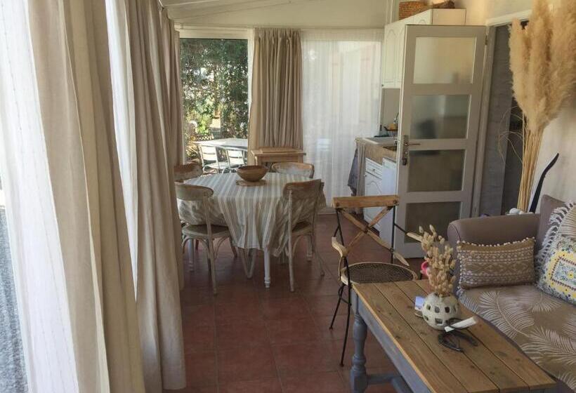 펜션 Mazet Provençal