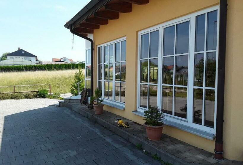 膳宿费 Mediterraneo