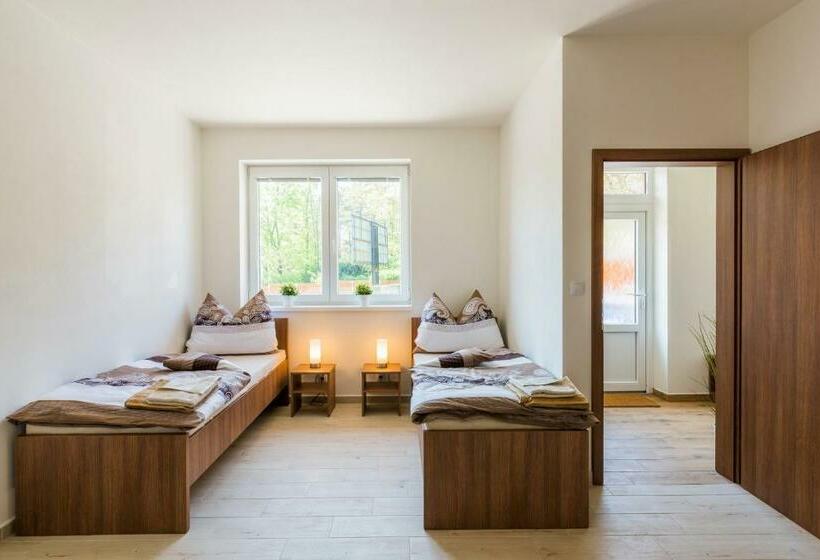 Пансион Penzion Piranha