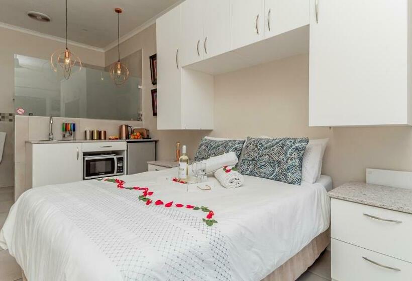 פנסיון Sea Breeze