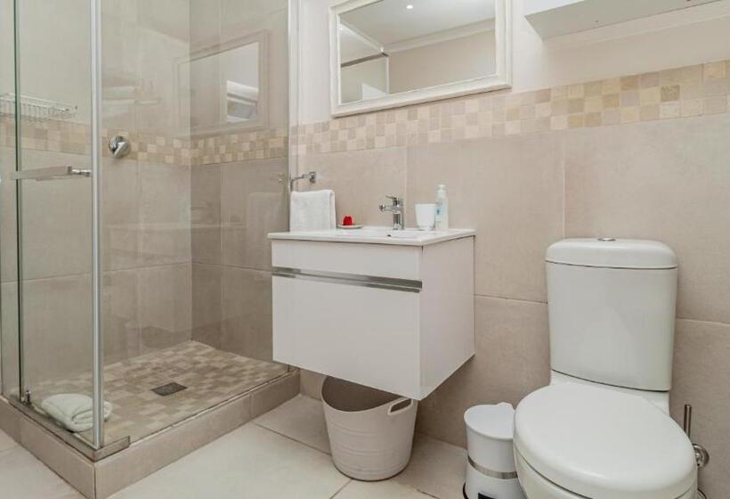 פנסיון Sea Breeze