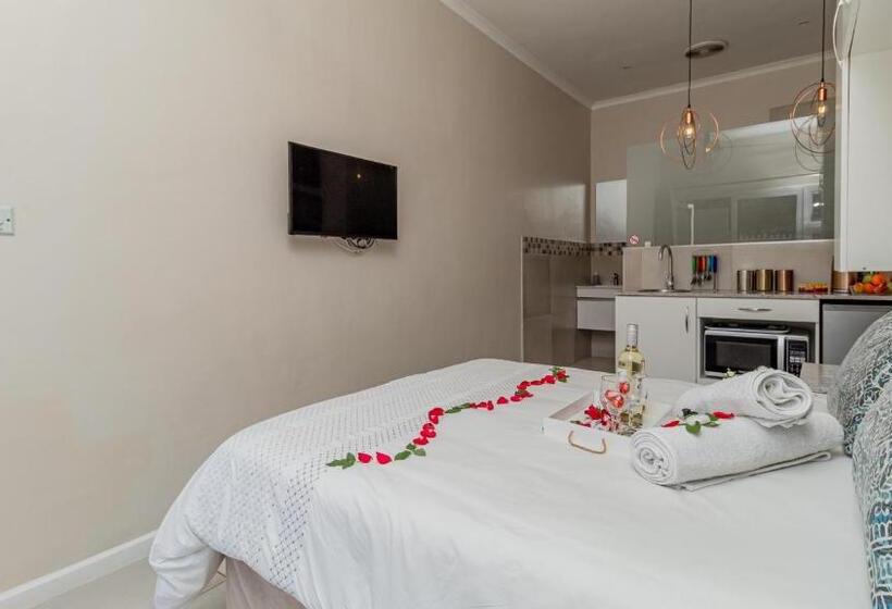 פנסיון Sea Breeze