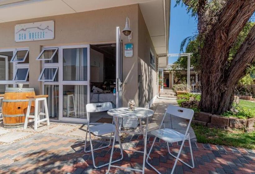 פנסיון Sea Breeze