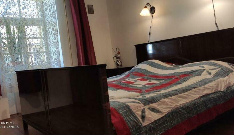 膳宿费 Teréz Háza