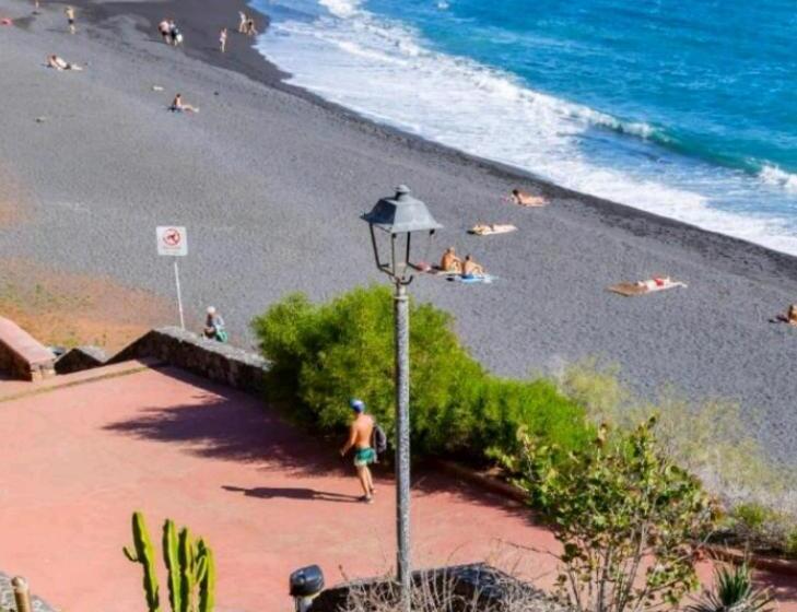 Пансион Kalma Private Getaway 100m Ocean