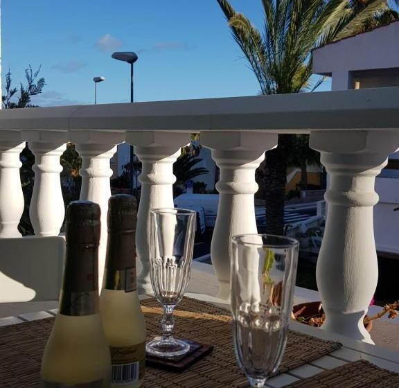 Пансион Kalma Private Getaway 100m Ocean