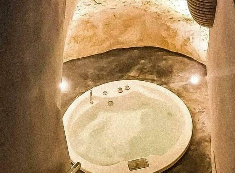 Пансион White Luxury Suite Ostuni By Gonewlocation