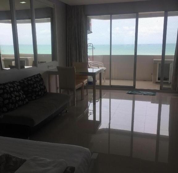 Pmy Beach Resort