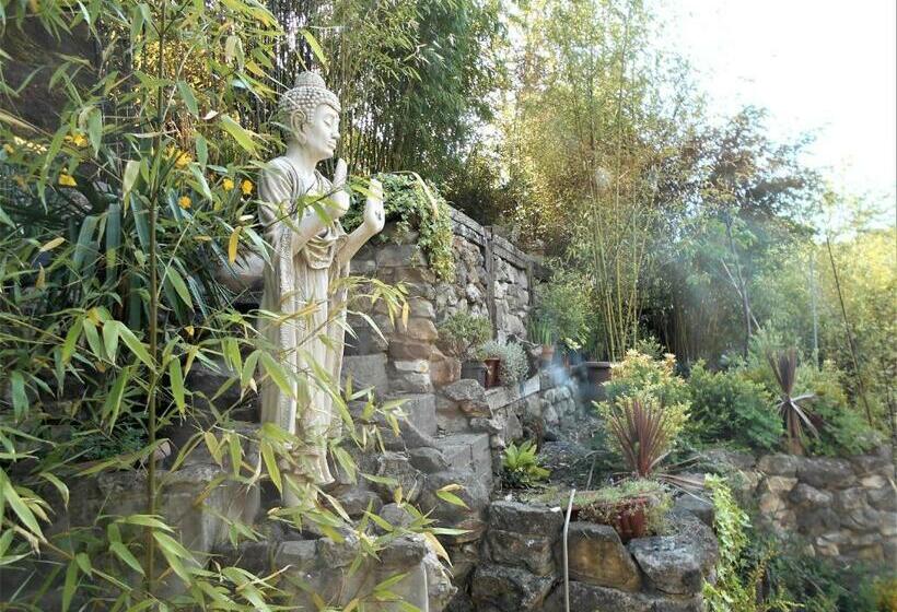 Riverside Bed & Breakfast