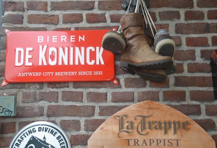 호스텔 Herberg Thijssen