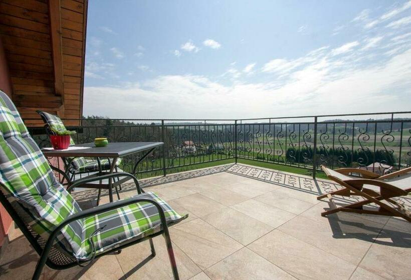 هاستل Tourism Tompa