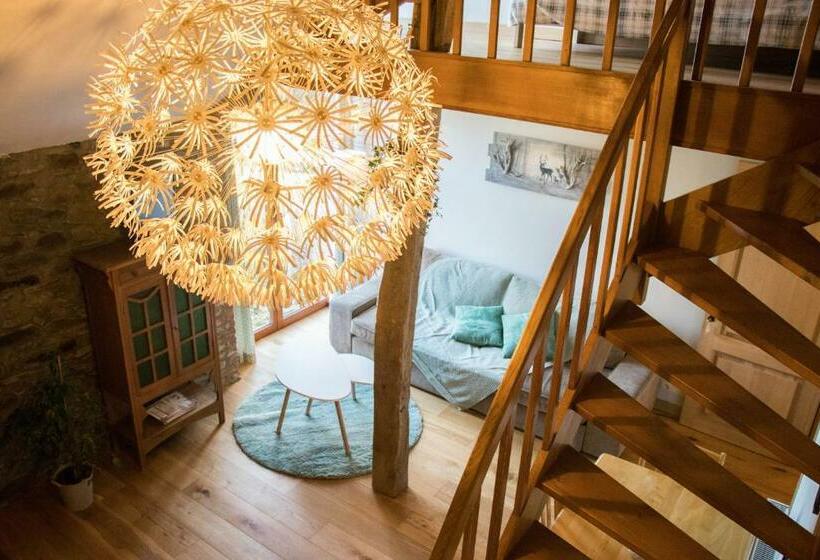 مبيت وإفطار A La Grange D En Haut