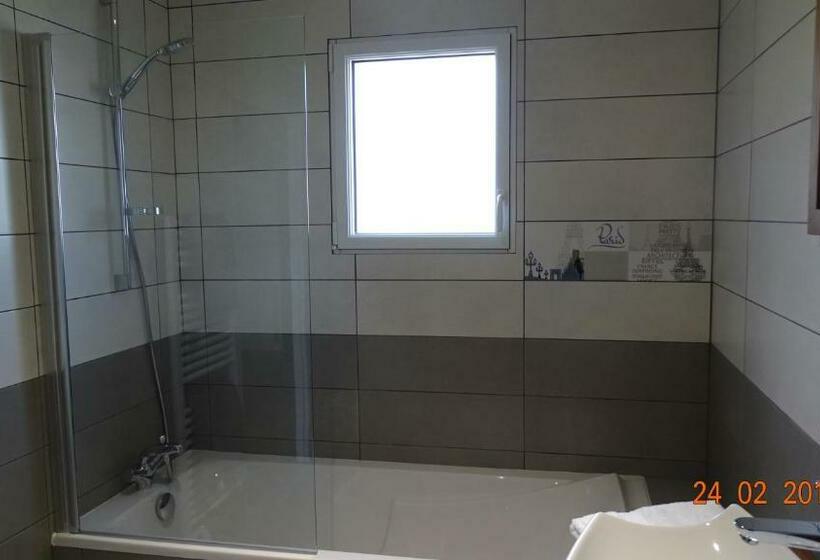 Chambres D Hôtes Nature Et Bois Bed And Breakfast