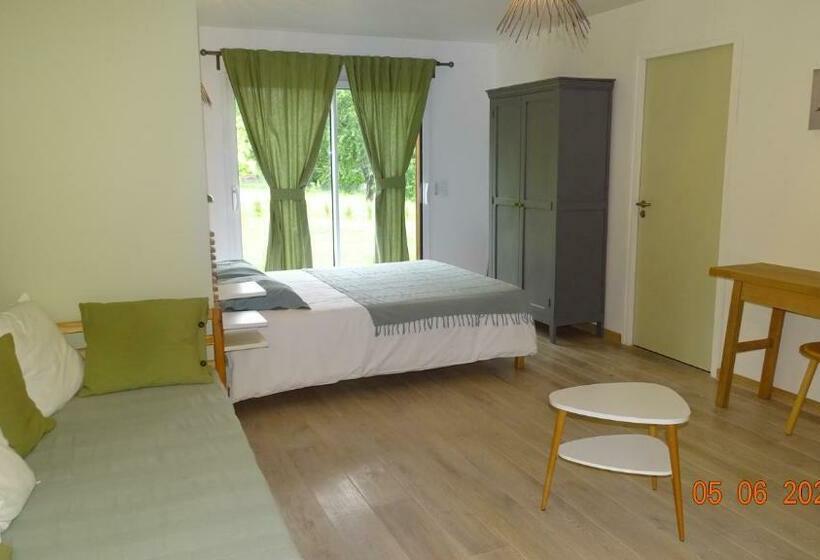 Chambres D Hôtes Nature Et Bois Bed And Breakfast