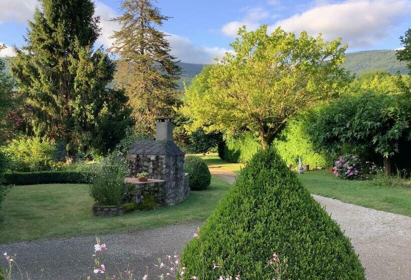 مبيت وإفطار Chateau De Benac