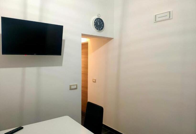 تختخواب و صبحانه La Carraia