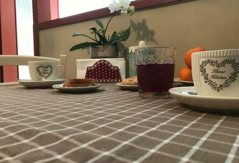 住宿加早餐 La Paramira