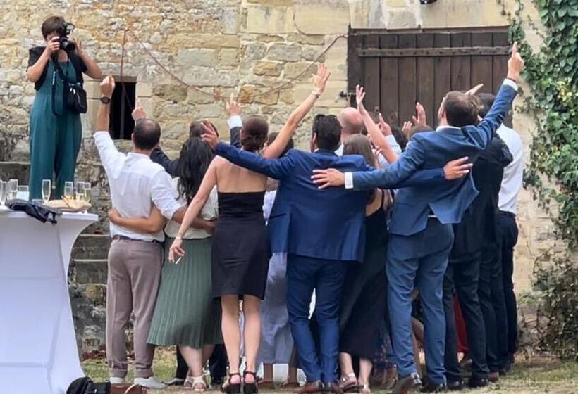 ベッドアンドブレックファースト Le Manoir Des Doyens