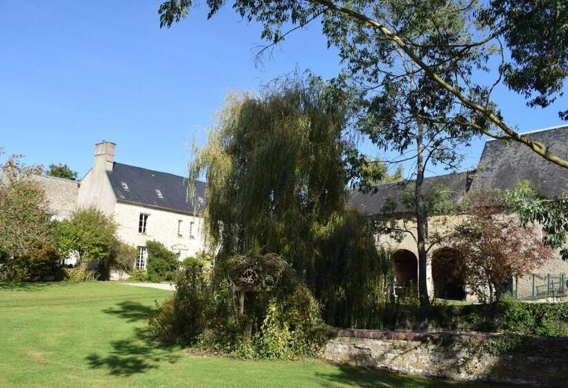 ベッドアンドブレックファースト Le Manoir Des Doyens