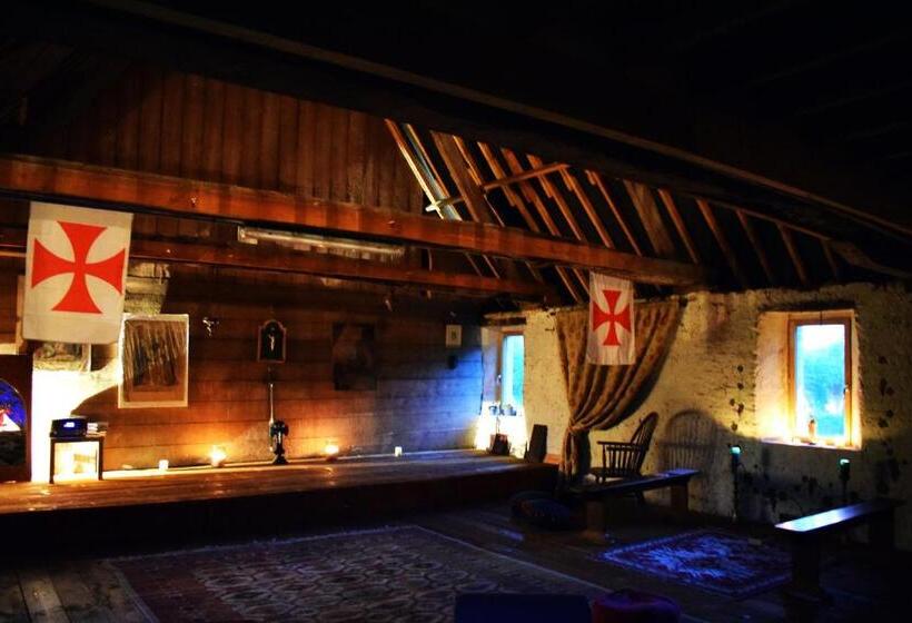 ベッドアンドブレックファースト Le Manoir Des Doyens