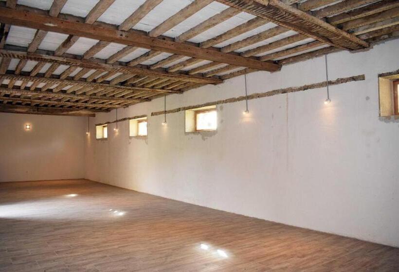 ベッドアンドブレックファースト Le Manoir Des Doyens