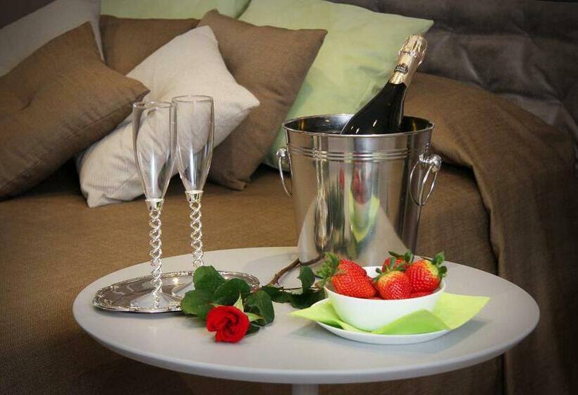 مبيت وإفطار Relais Marlene