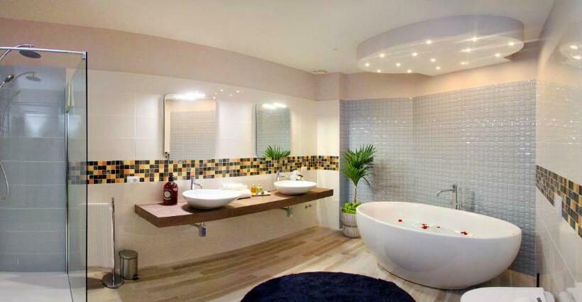 مبيت وإفطار Relais Marlene