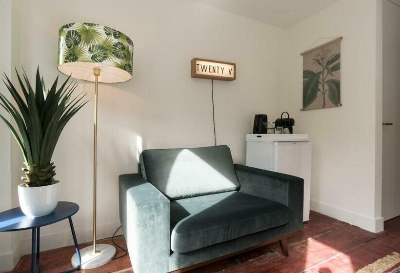 مبيت وإفطار Twenty Five Rooms