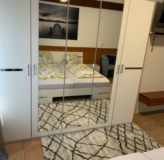 住宿加早餐  White House Klagenfurt