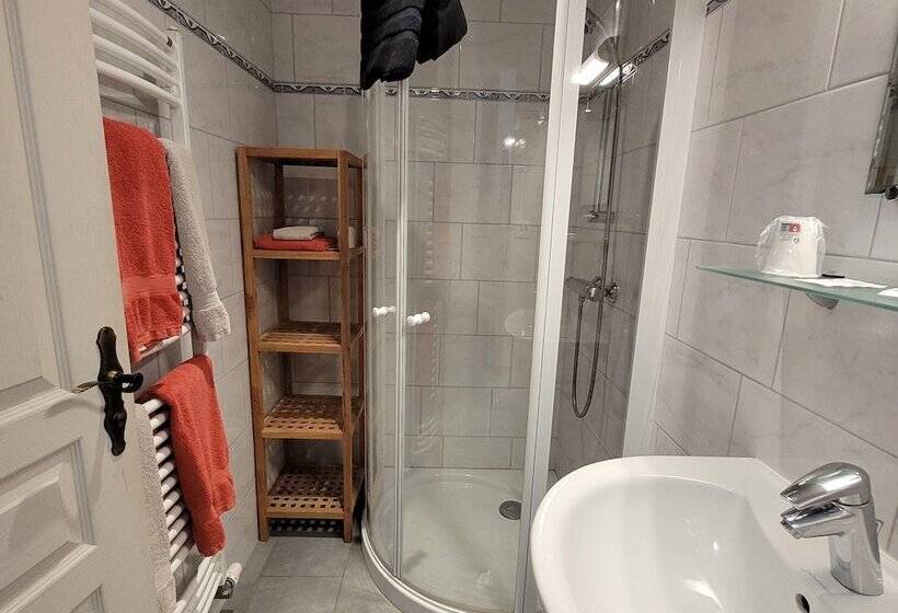 ホテル Du Lac Des Corbeaux