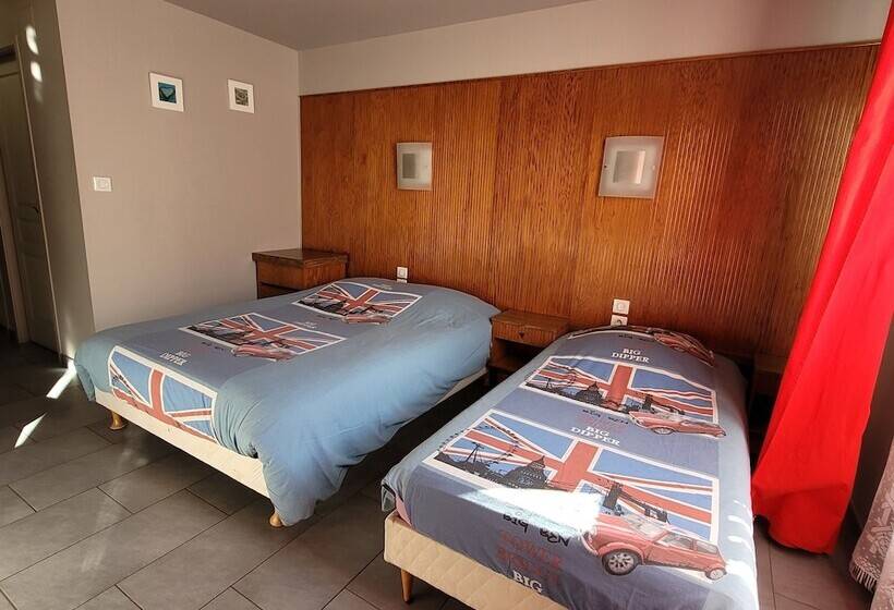 ホテル Du Lac Des Corbeaux