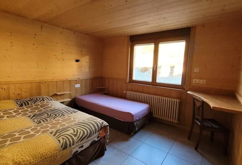 ホテル Du Lac Des Corbeaux