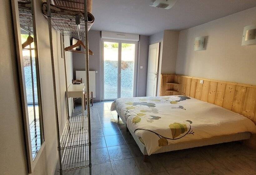 ホテル Du Lac Des Corbeaux