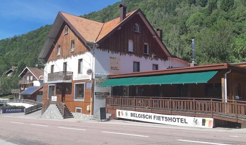 ホテル Du Lac Des Corbeaux