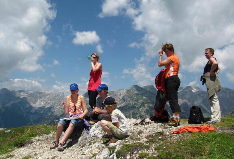 فندق Vordersattlegghofhütte