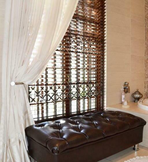 פנסיון 96 On Bree Guesthouse