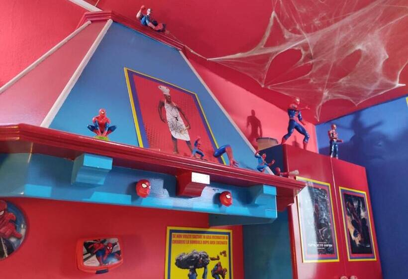 پانسیون Affitto Breve Spider Man House